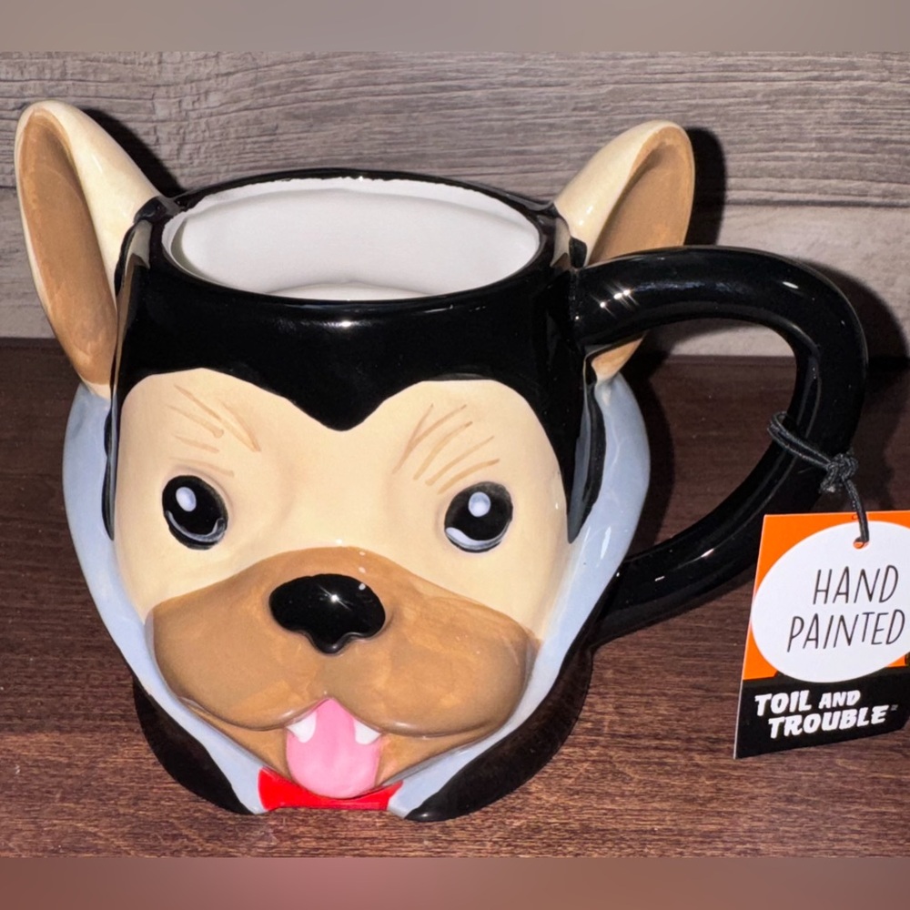 Super Cute 🥰 Dog Dracula - Vampire 🧛♂️ 3D Hand Painted Mug - NEW